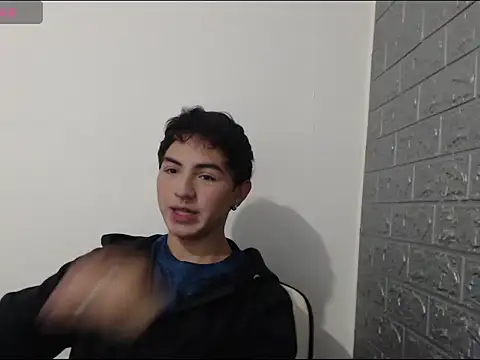 Snapshot of crissfer1 chatting on 02.25.26 crissfer1 online show from 02.25.26