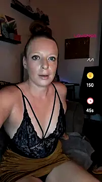 Snapshot of ZaramourXMrX chatting on 07.28.26 ZaramourXMrX online show from 07.28.26