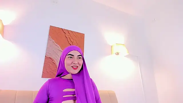 Malika Noor online show from 04.16.26