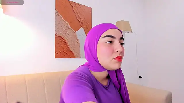 Snapshot of Malika_Noor chatting on 06.25.26 Malika Noor online show from 06.25.26