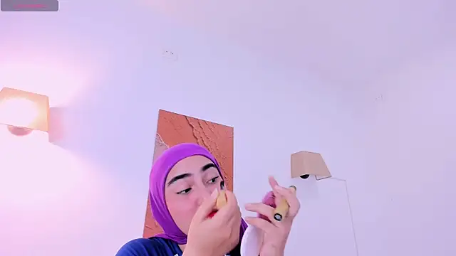 Snapshot of Malika_Noor chatting on 07.18.26 Malika Noor online show from 07.18.26