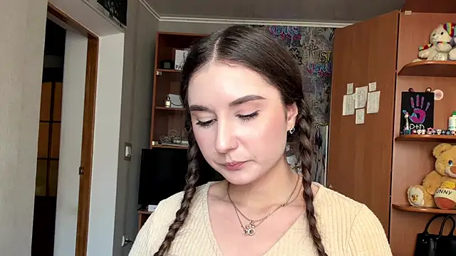 poly princess online show from 04.01.26