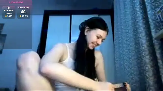 Snapshot of SaraDebey chatting on 02.20.26 SaraDebey online show from 02.20.26