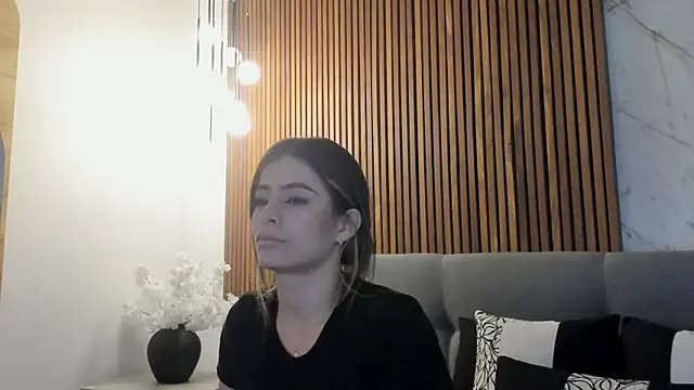 Amara Velvet  online show from 06.21.26