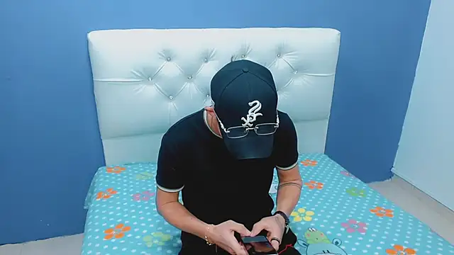 Snapshot of masterboyx chatting on 02.20.26 masterboyx online show from 02.20.26