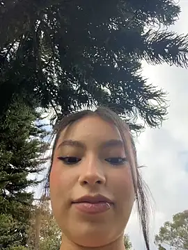 Mady Pink online show from 04.11.26