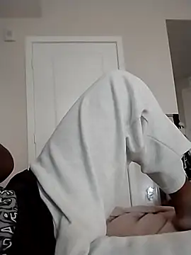 makeherfeelg online show from 04.21.26