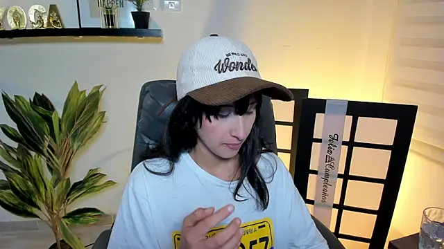 Snapshot of Antonella_Moretti_ chatting on 06.17.26 Antonella Moretti online show from 06.17.26