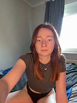 HoneyBunny18 online show from 03.12.26