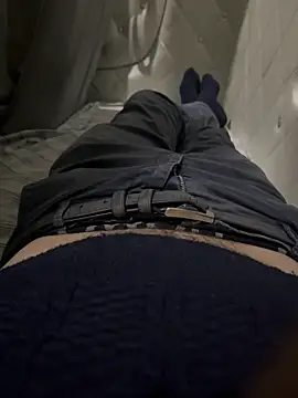 Snapshot of frenk33 chatting on 02.24.26 frenk33 online show from 02.24.26