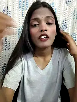 iam-anshika online show from 04.15.26