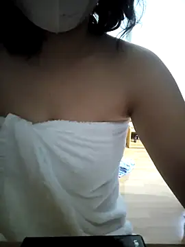 Snapshot of Halyken chatting on 03.02.26 Halyken online show from 03.02.26