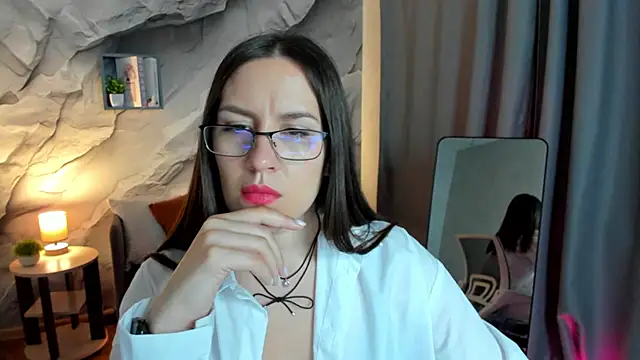 Snapshot of asti_bubbles chatting on 06.05.26 asti bubbles online show from 06.05.26