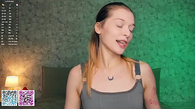 CleopatraHabibi online show from 06.04.26