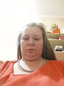 Snapshot of KiraStanton chatting on 06.11.26 KiraStanton online show from 06.11.26