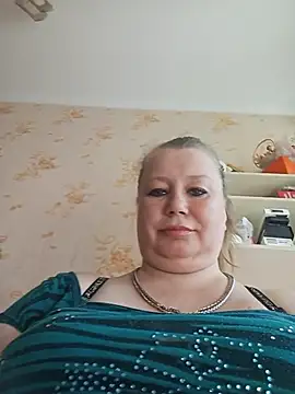 Snapshot of KiraStanton chatting on 07.18.26 KiraStanton online show from 07.18.26