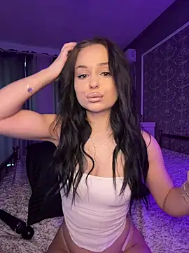 Snapshot of Olivia_Noor chatting on 05.17.26 Olivia Noor online show from 05.17.26
