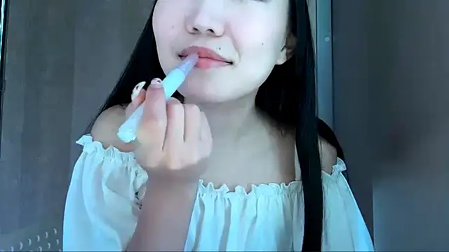 Snapshot of MeiMoon chatting on 02.27.26 MeiMoon online show from 02.27.26