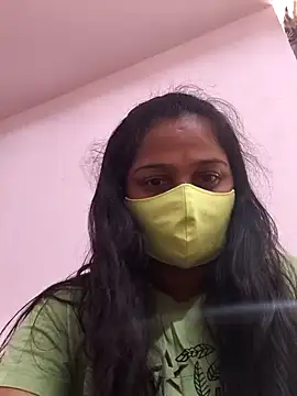 Snapshot of Shaliniqueen chatting on 03.04.26 Shaliniqueen online show from 03.04.26