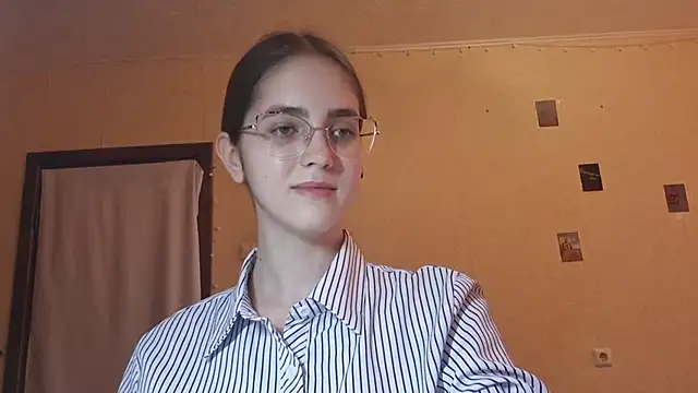 Snapshot of Katelemon chatting on 07.18.26 Katelemon online show from 07.18.26