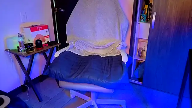 Wheeler Green online show from 04.10.26