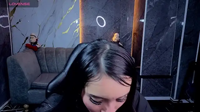 Daphne nicole b online show from 04.16.26