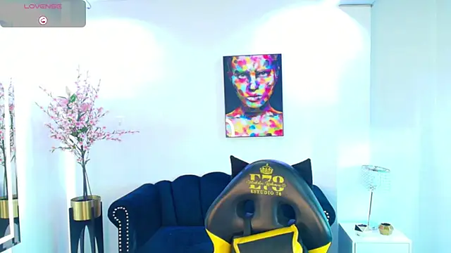 Chloe meoww online show from 03.19.26