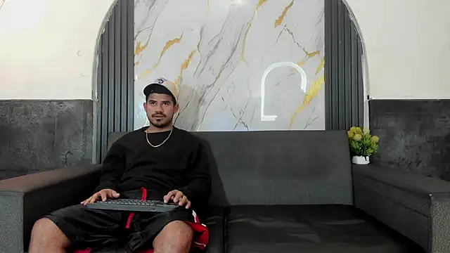 Latins on fire online show from 04.16.26