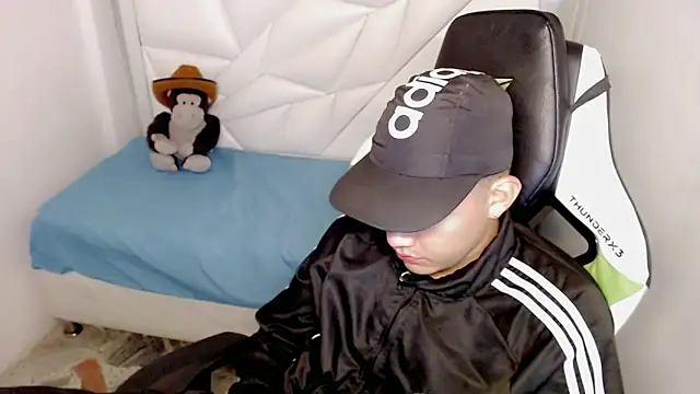 Street poemm  online show from 03.11.26