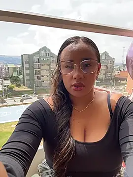 Eyssha online show from 03.03.26