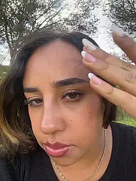 Eyssha online show from 04.19.26