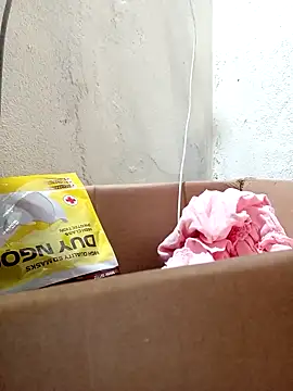 Snapshot of millkon chatting on 03.13.26 millkon online show from 03.13.26