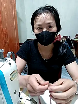 Snapshot of millkon chatting on 03.14.26 millkon online show from 03.14.26