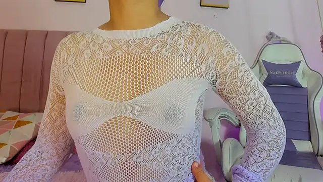 Zoow bluussh online show from 04.13.26