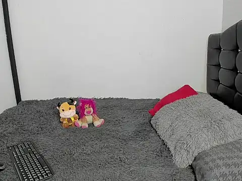 LatinaQueen23 online show from 03.09.26