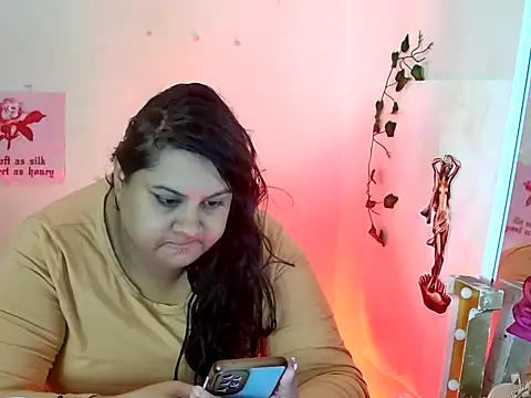 Snapshot of MistressMileenaMiami chatting on 03.02.26 MistressMileenaMiami online show from 03.02.26