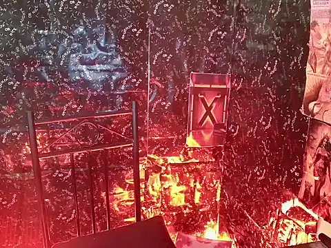 Snapshot of MistressMileenaMiami chatting on 06.10.26 MistressMileenaMiami online show from 06.10.26