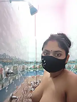 Snapshot of Aanushaka chatting on 05.18.26 Aanushaka online show from 05.18.26
