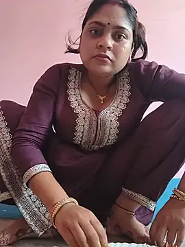 Snapshot of Aanushaka chatting on 05.24.26 Aanushaka online show from 05.24.26