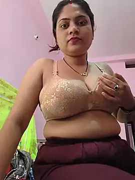 Snapshot of Aanushaka chatting on 06.03.26 Aanushaka online show from 06.03.26