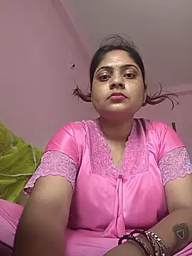 Snapshot of Aanushaka chatting on 06.05.26 Aanushaka online show from 06.05.26