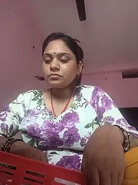 Snapshot of Aanushaka chatting on 06.19.26 Aanushaka online show from 06.19.26
