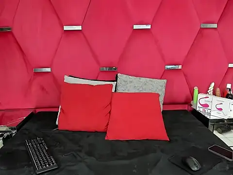 Alicee Grey online show from 03.04.26