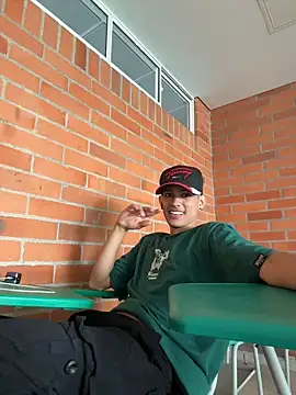 HarryGaze online show from 04.06.26