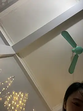 Snapshot of Vetuner_sexy chatting on 02.22.26 Vetuner sexy online show from 02.22.26