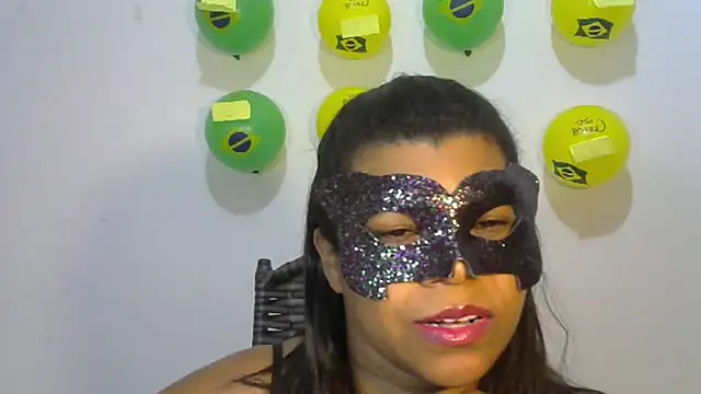 Snapshot of negraiza chatting on 06.26.26 negraiza online show from 06.26.26