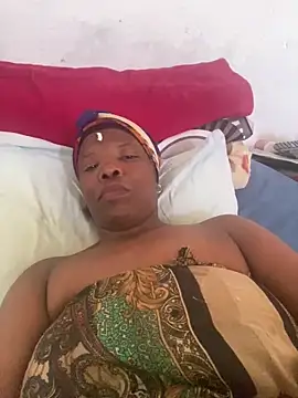 Snapshot of SweetPearl007 chatting on 02.26.26 SweetPearl007 online show from 02.26.26