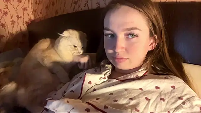 Hanna  Montanna online show from 02.28.26