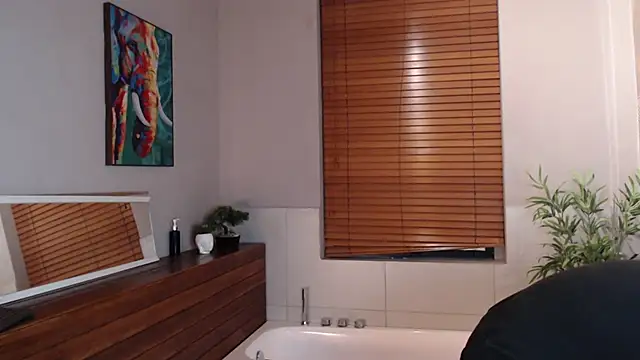 Snapshot of kamal_wolff chatting on 03.02.26 kamal wolff online show from 03.02.26