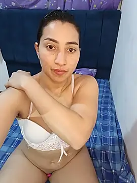 Snapshot of ANGELY_WET_JEET chatting on 06.23.26 ANGELY WET JEET online show from 06.23.26